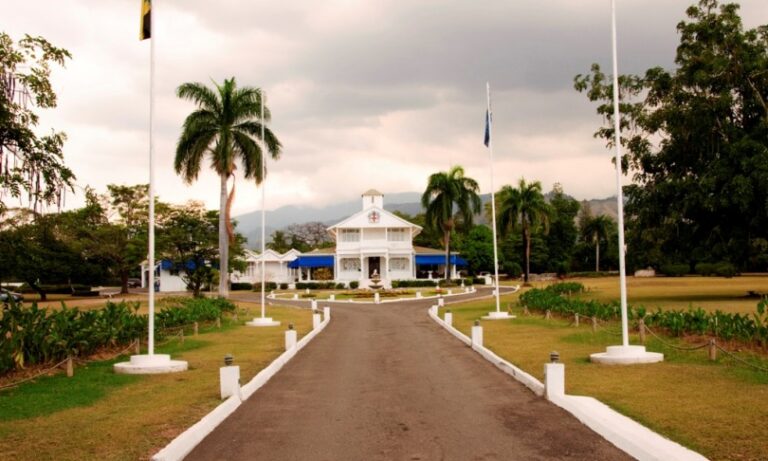 Vale Royal, Our White House In the Caribbean