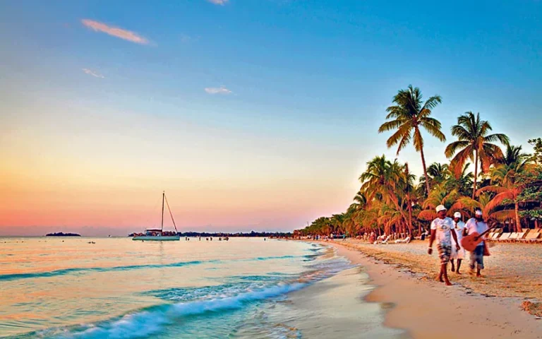 10 Reasons to Make Negril Your First Stop in Jamaica